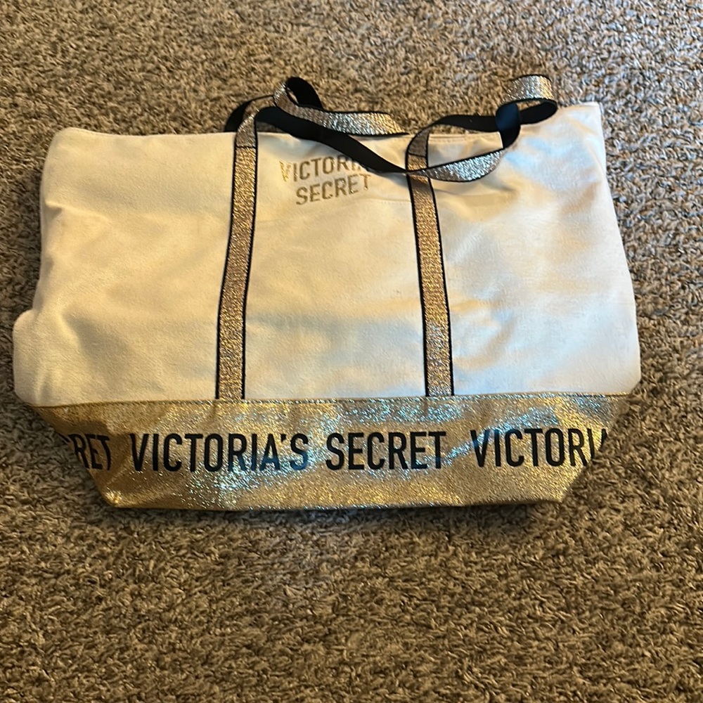 Victoria’s Secret Tote